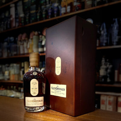 Glendronach Grandeur #011 28 years old Highland Single Malt Whisky 48,9%