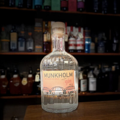 Munkholm Gin No. 6 With notes of apple 42.4%