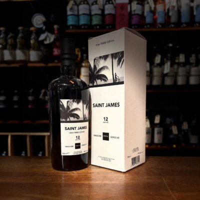 Saint James Magnum Series #2 12 year old Martinique rum 45% Alex Webb Edition 70 cl.